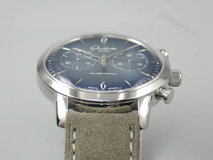 グラスヒュッテオリジナル セネタ シックスティーズ クロノグラフ Ref.1-39-34-04-22-04 グレイシャーブルー文字盤 極美品 RI588087