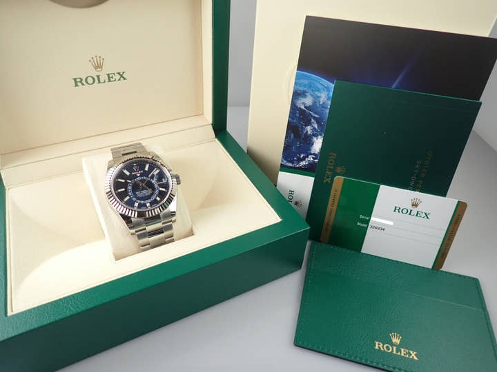 Rolex Sky-Dweller Ref. 326934, blue dial, unused, sky-dweller-13, Oyster bracelet.