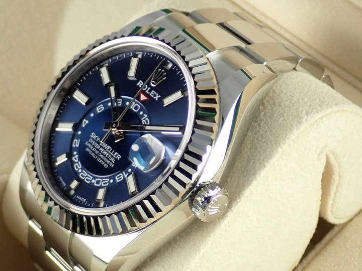Rolex Sky-Dweller Ref. 326934, blue dial, unused, sky-dweller-15, Oyster bracelet.