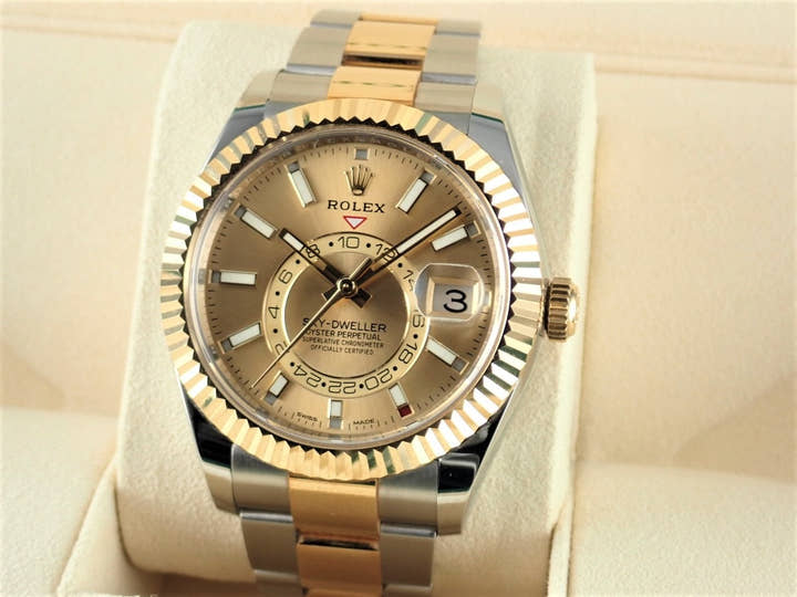 ロレックス スカイドゥエラー Ref.326933 シャンパン文字盤 中古 sky-dweller-16 オイスターブレスレット