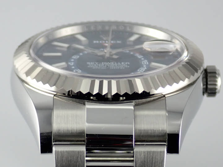 Rolex Sky-Dweller Ref. 326934, blue dial, pre-owned, sky-dweller-19, Oyster bracelet.