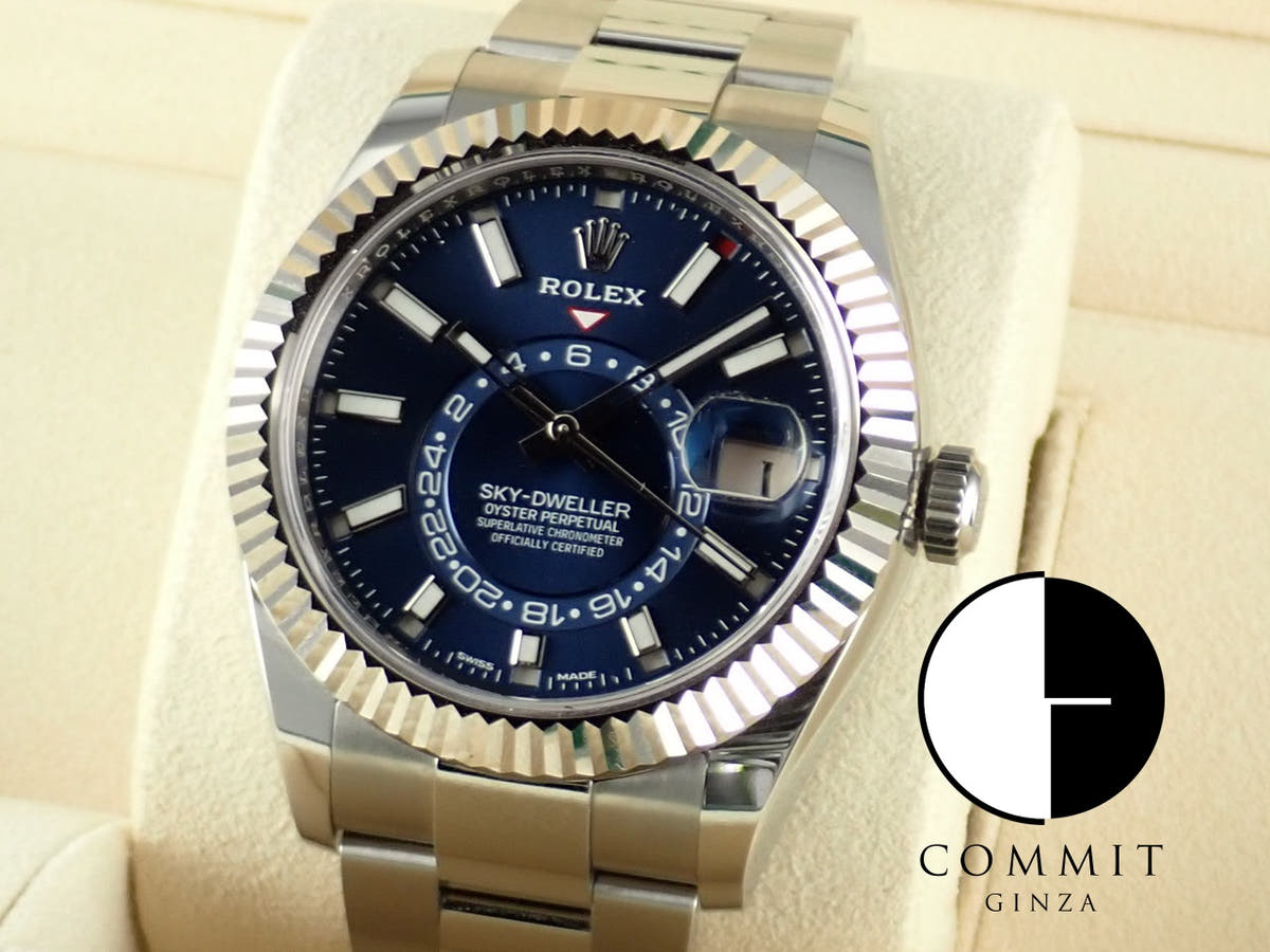 Pre-owned Rolex Sky-Dweller Ref. 326934 with blue dial and Oyster bracelet.