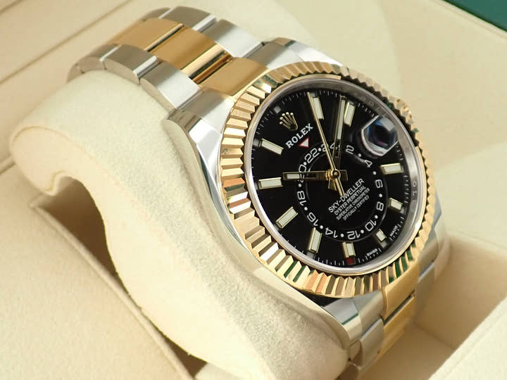 ロレックス スカイドゥエラー Ref.326933 ブラック文字盤 未使用 sky-dweller-23 オイスターブレスレット