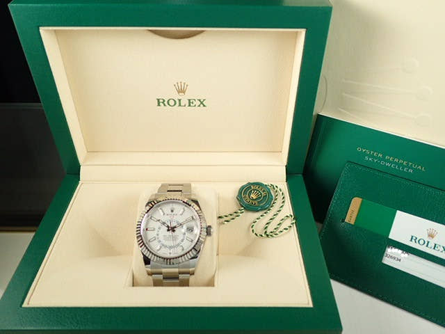ロレックス スカイドゥエラー Ref.326934 ホワイト文字盤 未使用 sky-dweller-4 オイスターブレスレット