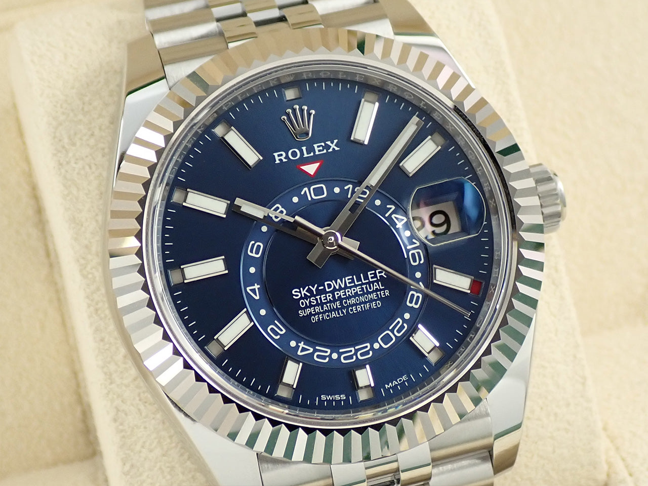 Rolex Sky-Dweller Ref.326934 SS/WG Blue Dial