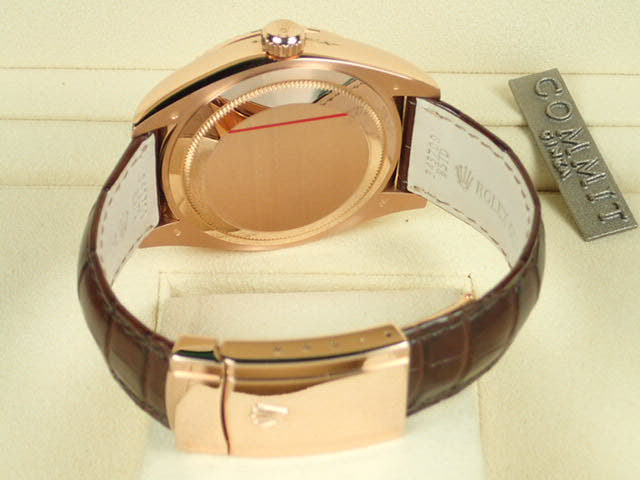 ロレックス スカイドゥエラー Ref.326135 サンダストローマ文字盤 中古 sky-dweller-6
