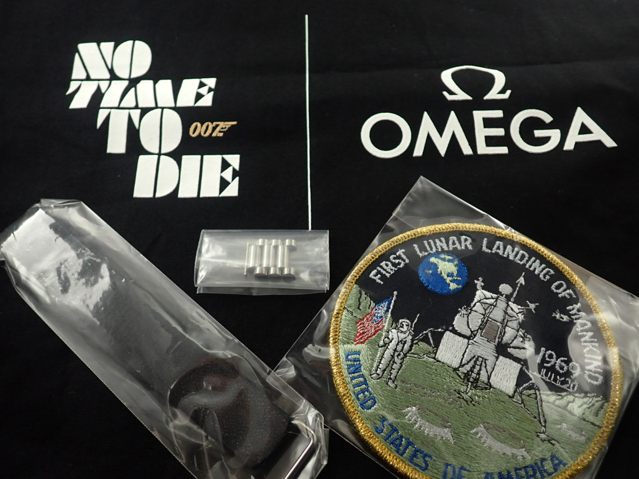 オメガ スピードマスター プロフェッショナル アポロ11号20周年記念 【美品】 ≪保証書箱その他≫
