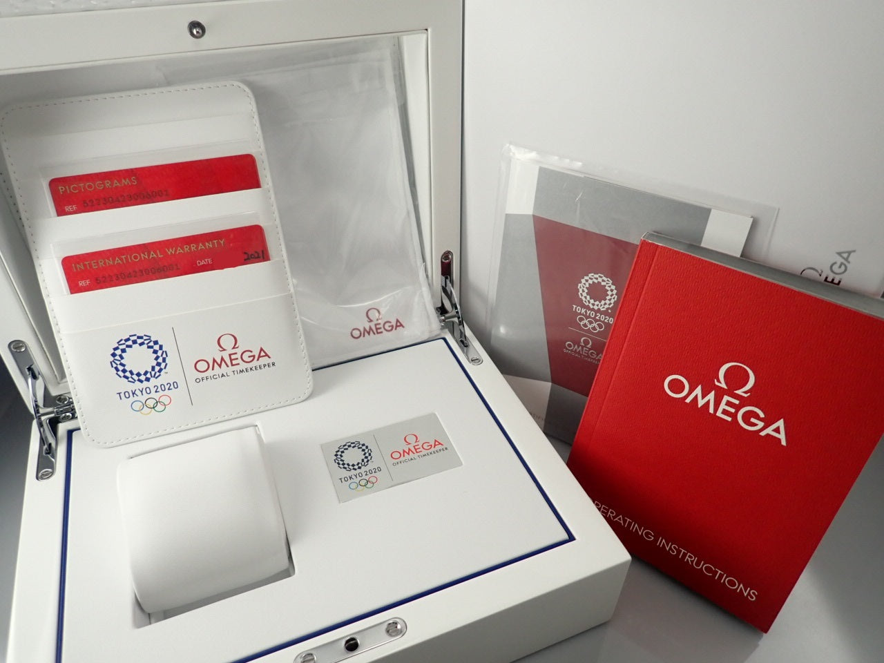 Omega Speedmaster Chronograph 42mm Tokyo 2020 Limited Edition [Excellent condition] &lt;Warranty box and other details&gt;