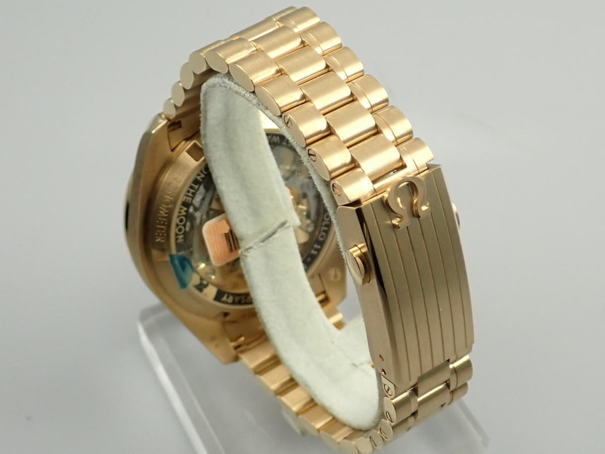 オメガ スピードマスター コーアクシャル マスター クロノメーター クロノグラフ アポロ11号 50周年 Ref.310.60.42.50.99.001 イエロー文字盤 美品 6096Y142