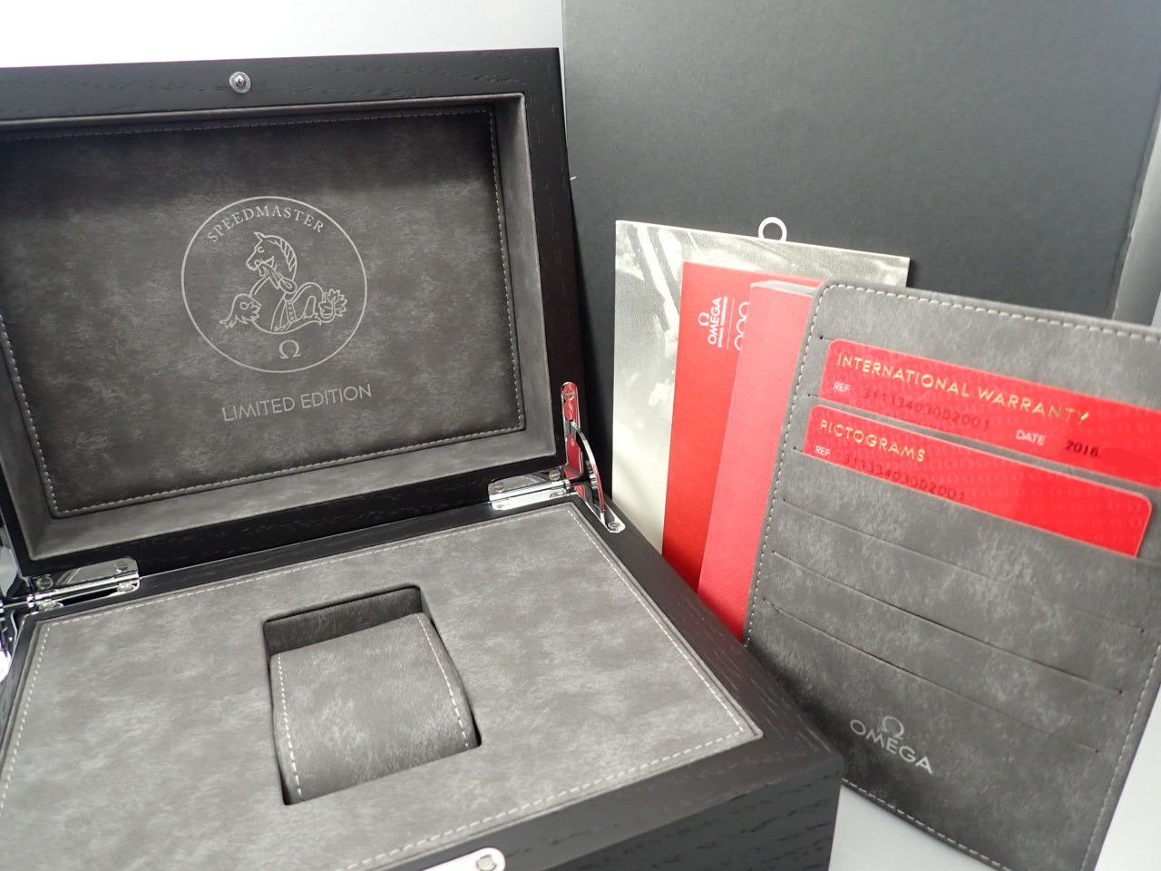 Omega Speedmaster Moonwatch CK2998 &lt;Warranty box and other details&gt;