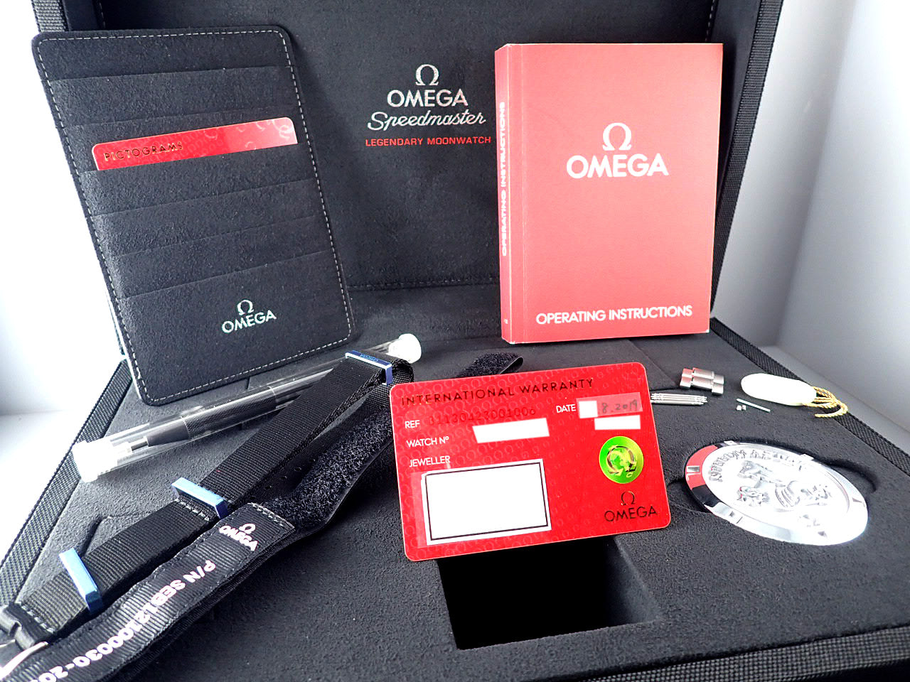 Omega Speedmaster Moonwatch Professional Chronograph &lt;Warranty, Box, etc.&gt;