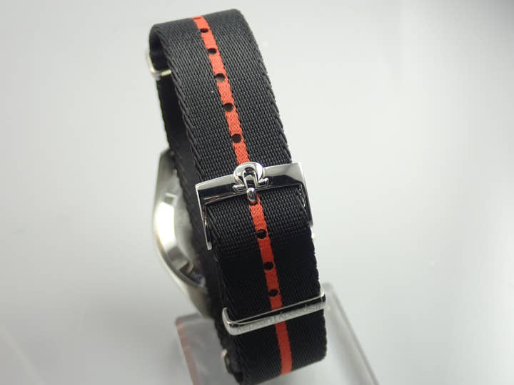 オメガ スピードマスター スピーディ Ref.311.12.42.30.01.001 ブラック文字盤 美品 speed-master-50