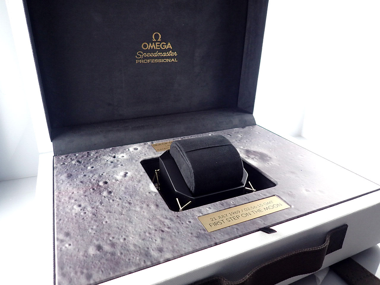 オメガ スピードマスター ムーンウォッチ アポロ11号 50周年記念モデル 世界限定6,969本 ≪保証書・箱・その他≫