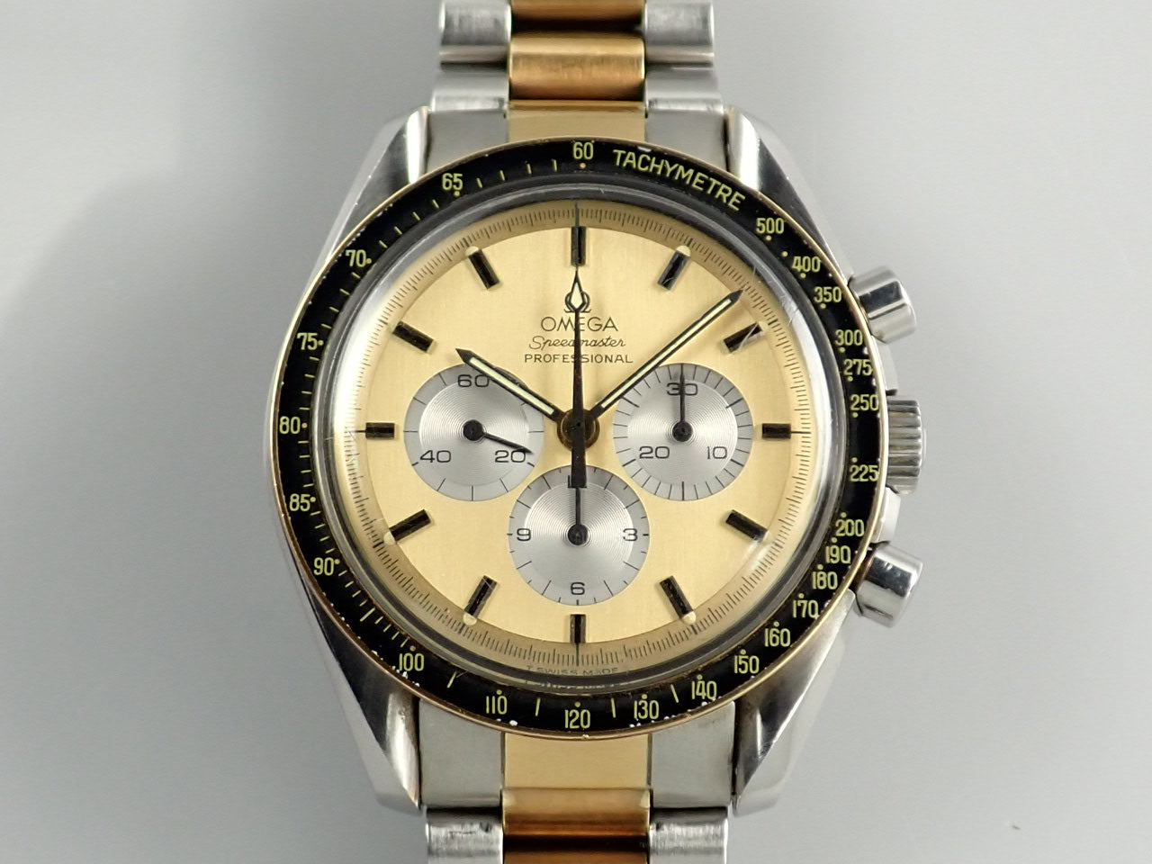 Omega Speedmaster Professional