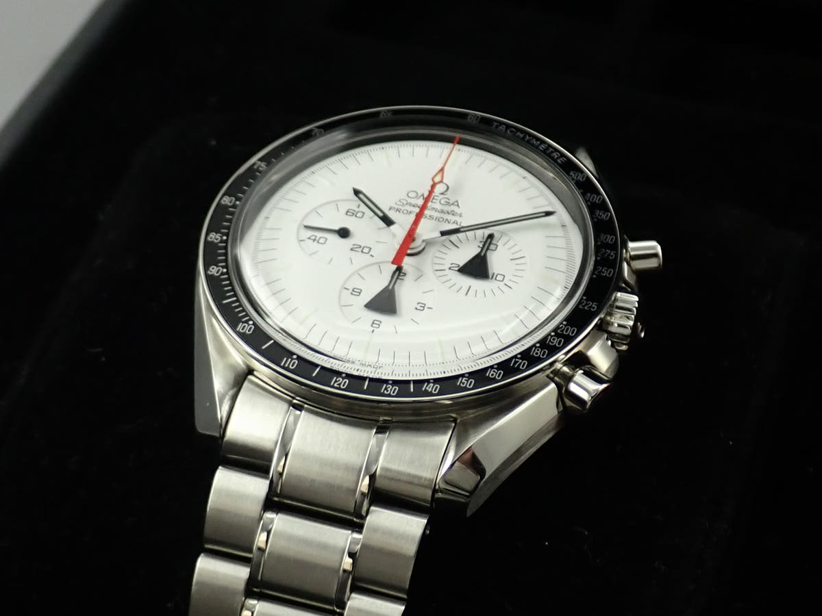 オメガ スピードマスター アラスカプロジェクト Ref.311.32.42.30.04.001 ホワイト文字盤 美品 4J16X341