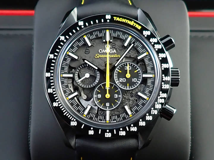 オメガ スピードマスター ムーンウォッチ ダークサイド オブ ザ ムーン Ref.311.92.44.30.01.001 スケルトン文字盤 未使用 48J46780
