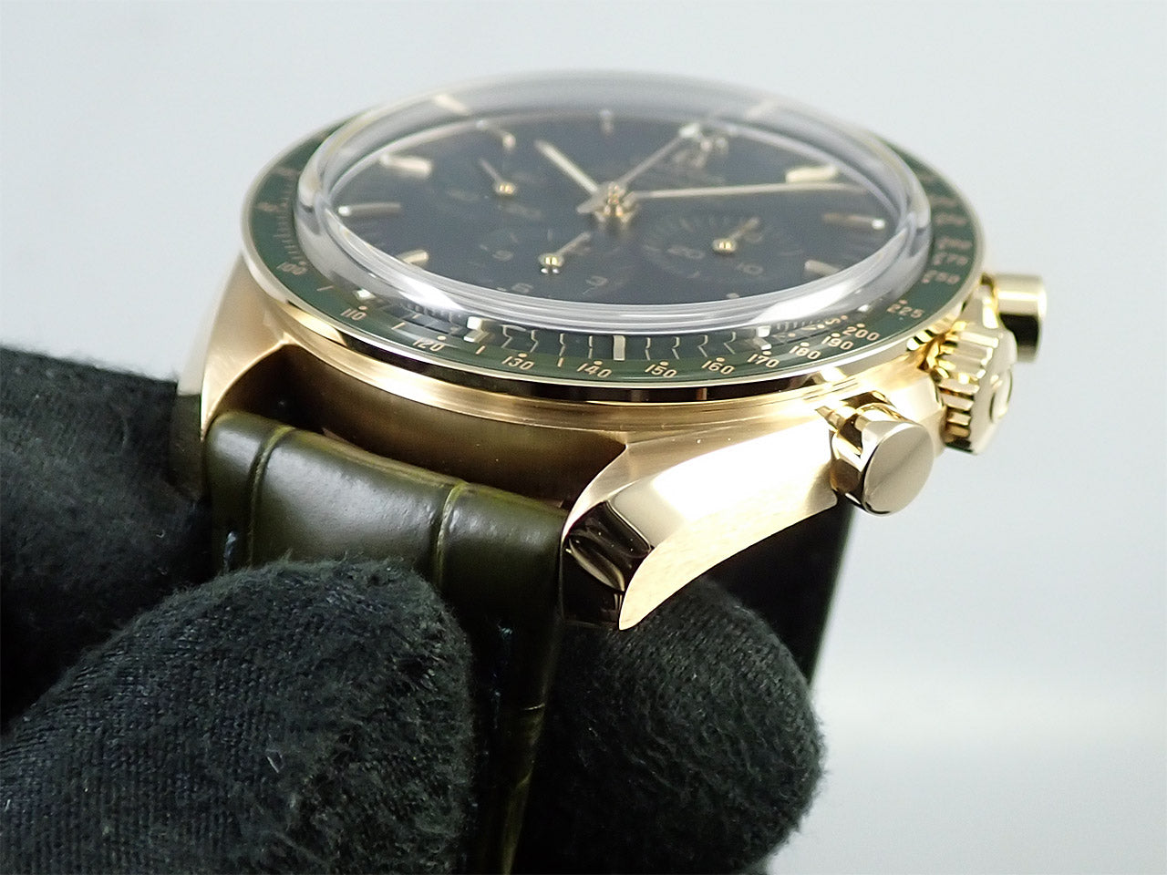 Omega Speedmaster Moonwatch Professional Co-Axial Master Chronometer Chronograph &lt;Warranty, Box, etc.&gt;