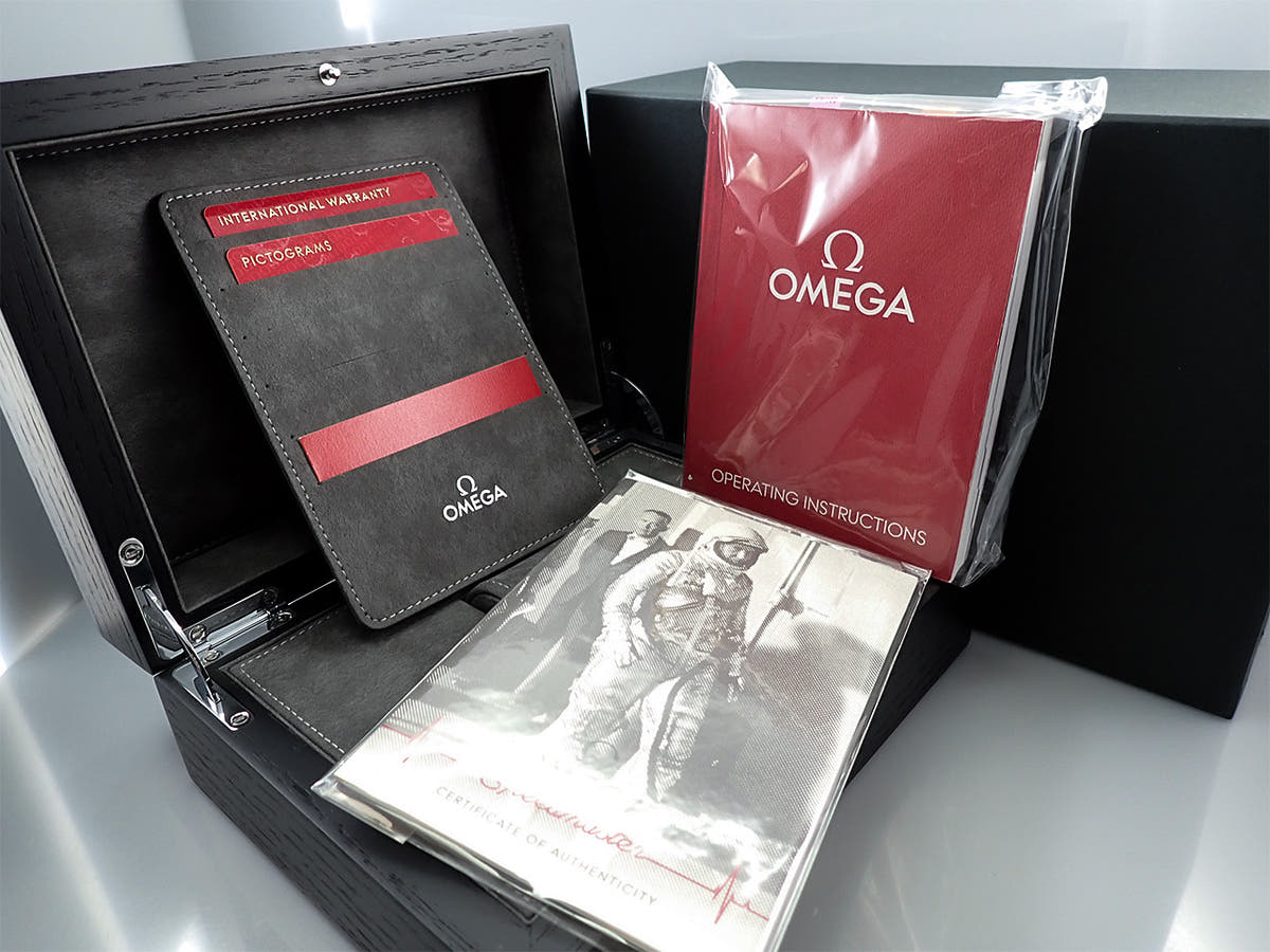 オメガ スピードマスター クロノグラフ CK2998 Ref.311.32.40.30.02.001 ホワイト文字盤 美品 RRJT4HPT