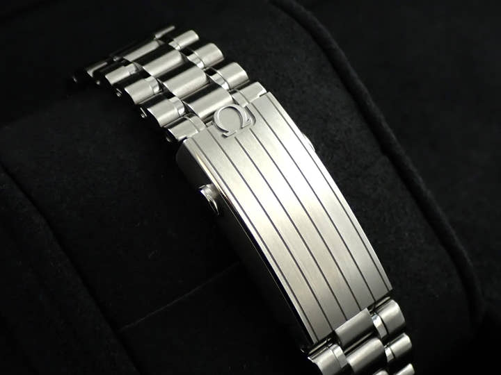 オメガ スピードマスター ムーンウォッチ プロフェッショナ﻿ル Ref.310.30.42.50.04.00﻿1 ホワイト文字盤 未使用 C2763117