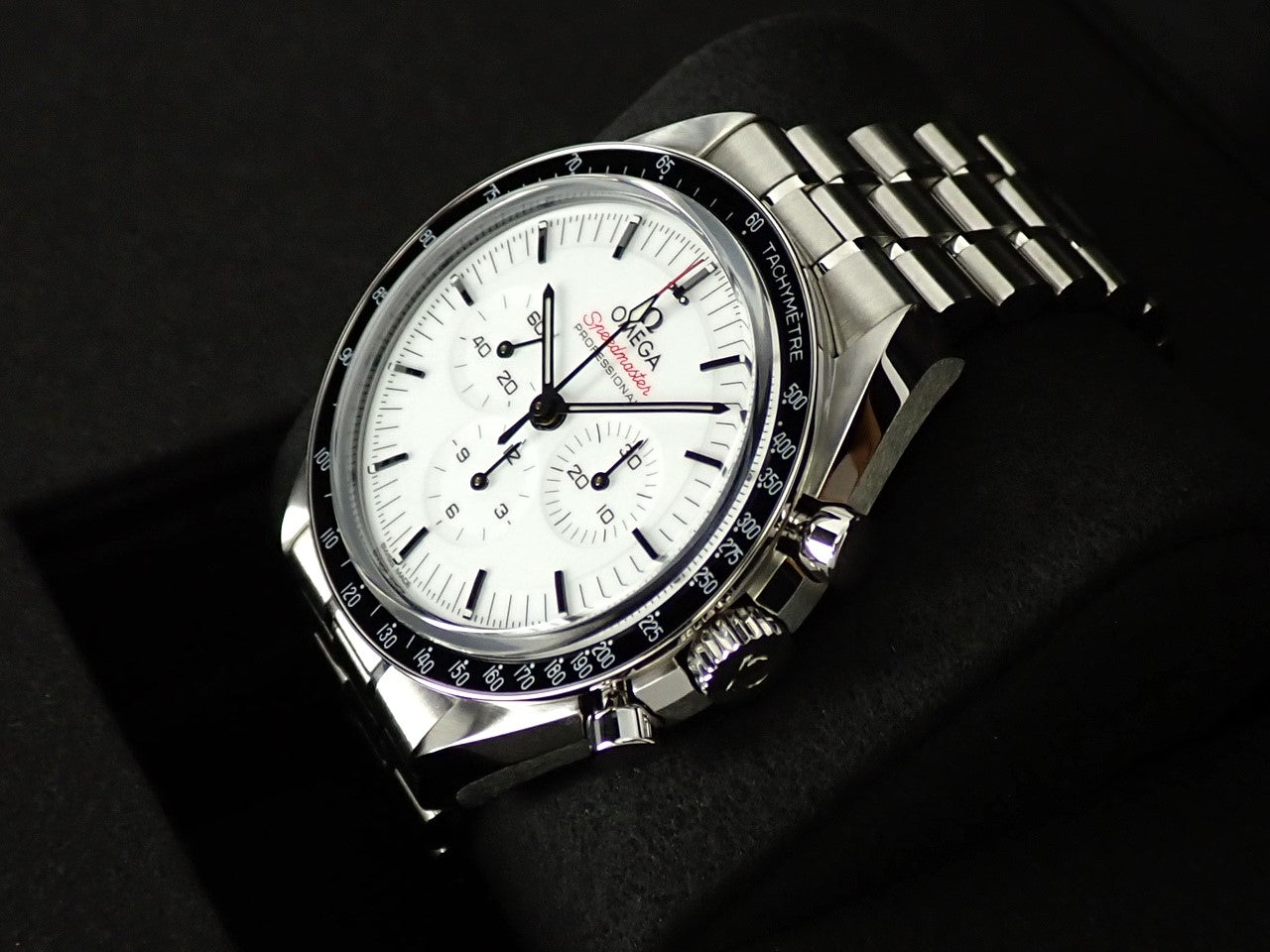 Omega Speedmaster Moonwatch Professional Ref.310.30.42.50.04.001 Stainless steel White dial