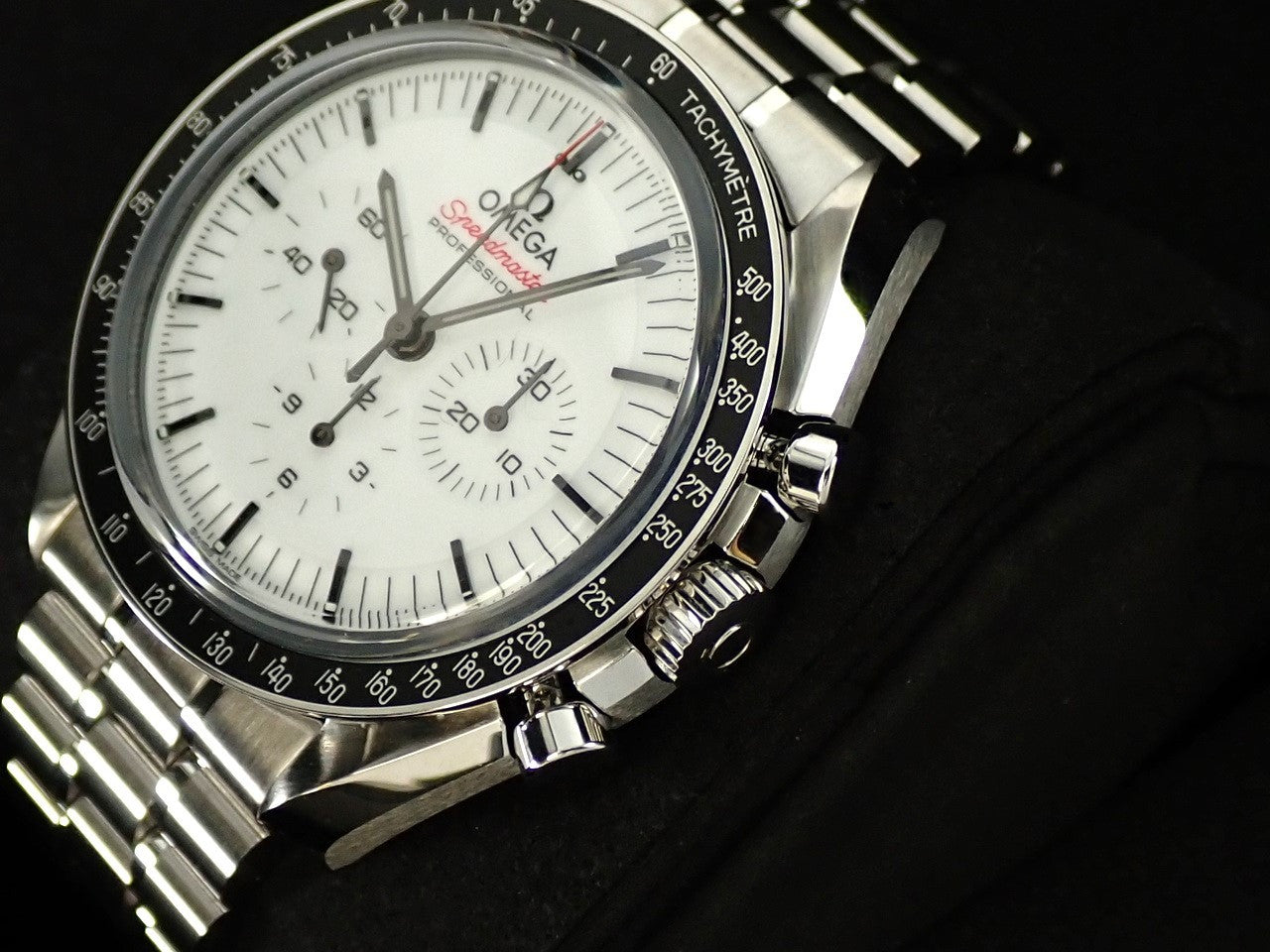 Omega Speedmaster Moonwatch Professional Ref.310.30.42.50.04.001 Stainless steel White dial