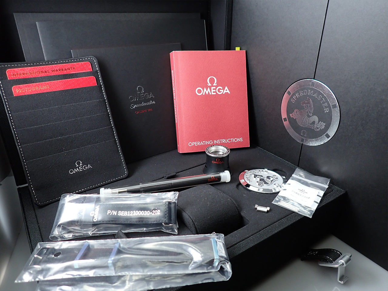 Omega Speedmaster Caliber 321 &lt;Warranty, Box, etc.&gt;