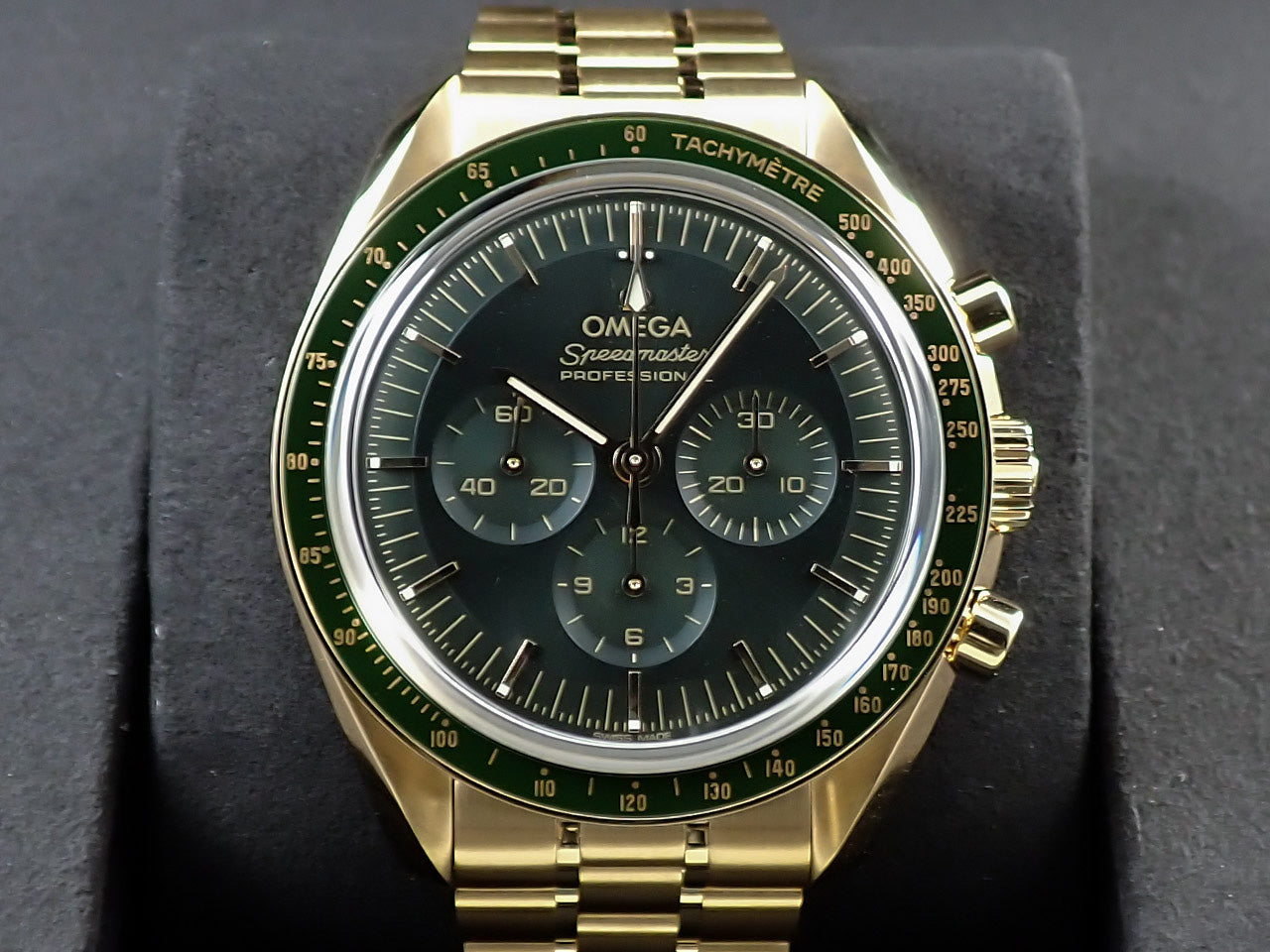 OMEGA Speedmaster Moonwatch Professional Co-Axial Master Chronometer Chronograph 42MM &lt;Warranty, Box, etc.&gt;