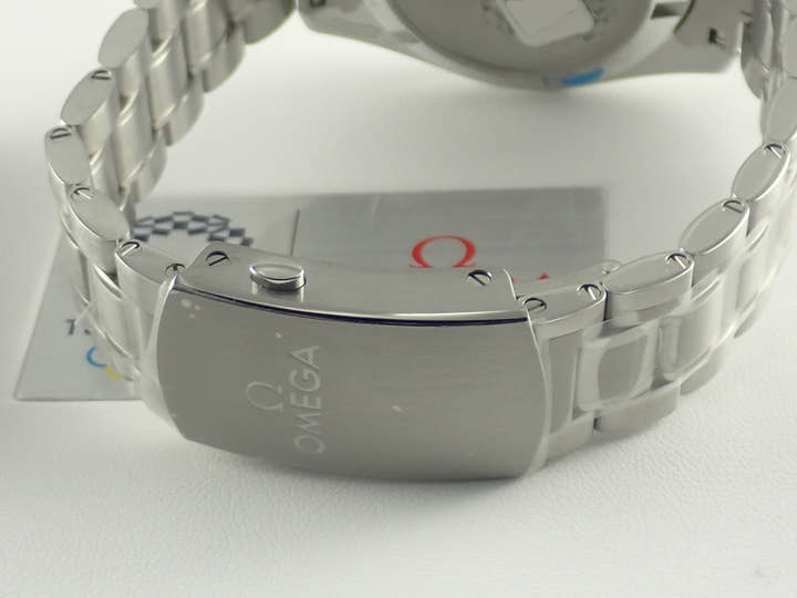オメガ スピードマスター 記念モデル クロノグラフ 42MM  東京2020リミテッドエディション Ref.522.30.42.30.04.001 シルバー文字盤 未使用 K3370883