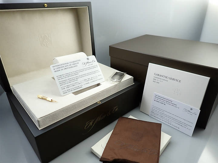 H.モーザー ストリームライナー パーペチュアルカレンダー Ref.6812-1200 シグネチャーフュメ文字盤 極美品 K32W5VYT