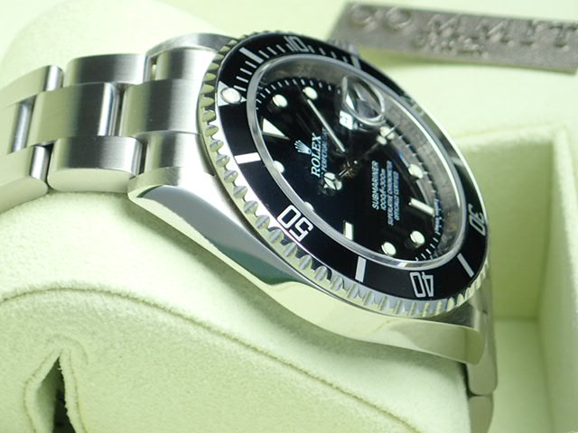 Rolex Submariner Date V Roulette