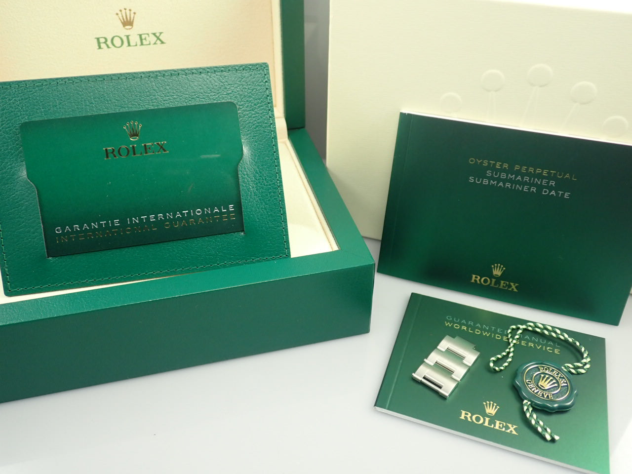 Rolex Submariner Date &lt;Warranty, Box, etc.&gt;