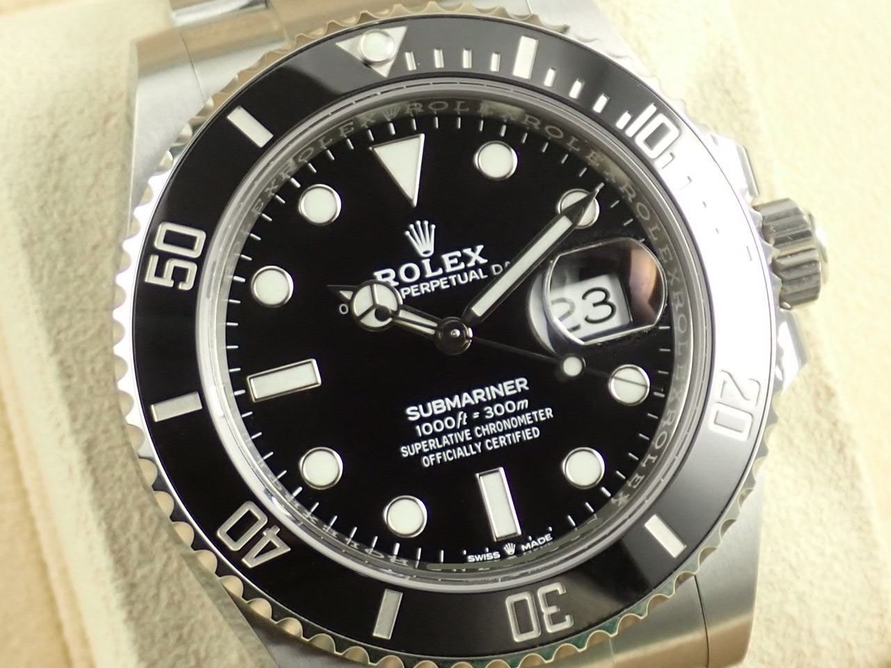 Rolex Submariner Date &lt;Warranty, Box, etc.&gt;