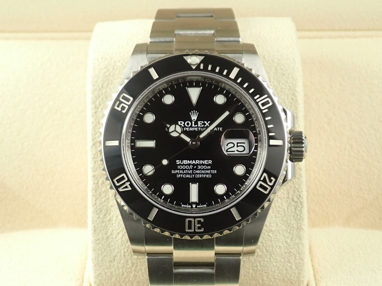 Rolex Submariner Date &lt;Warranty, Box, etc.&gt;