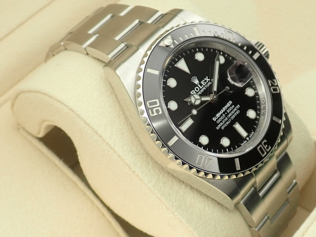 Rolex Submariner Date &lt;Warranty, Box, etc.&gt;