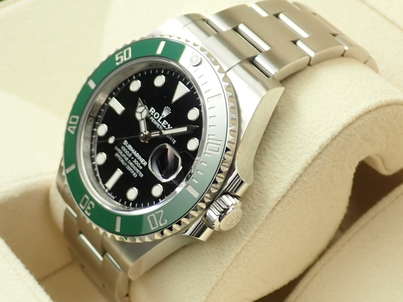 Rolex New Submariner Date Green &lt;New warranty, box, etc.&gt;