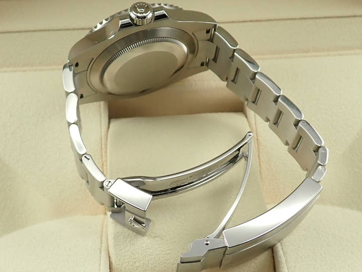 Rolex Submariner Date Ref. 126610LV Stainless Steel Black Dial