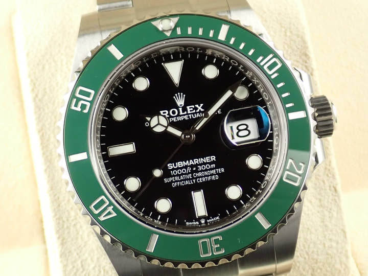 ロレックス サブマリーナー デイト Ref.126610LV ステンレススチール ブラック文字盤