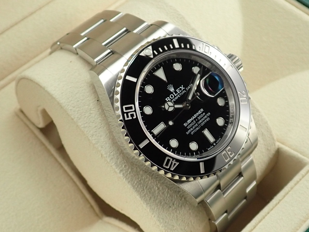 Rolex Submariner Date &lt;Warranty, Box, etc.&gt;