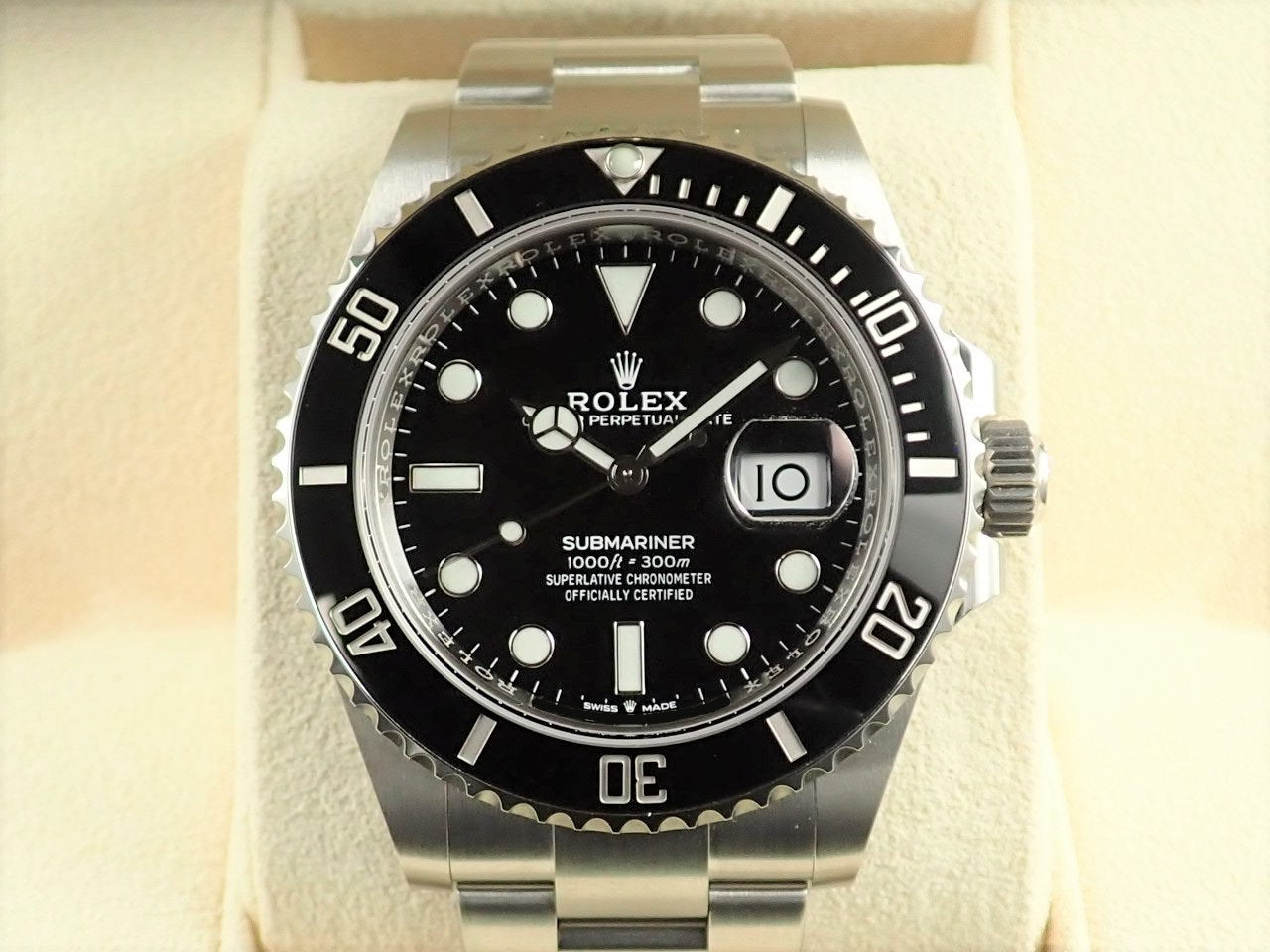 Rolex Submariner Date &lt;Warranty, Box, etc.&gt;