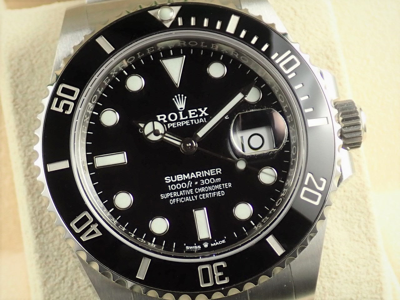 Rolex Submariner Date &lt;Warranty, Box, etc.&gt;