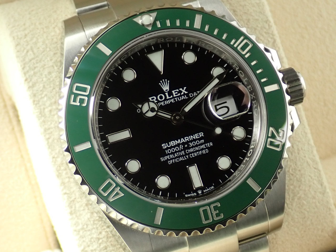 Rolex Submariner Date &lt;Warranty, Box, etc.&gt;