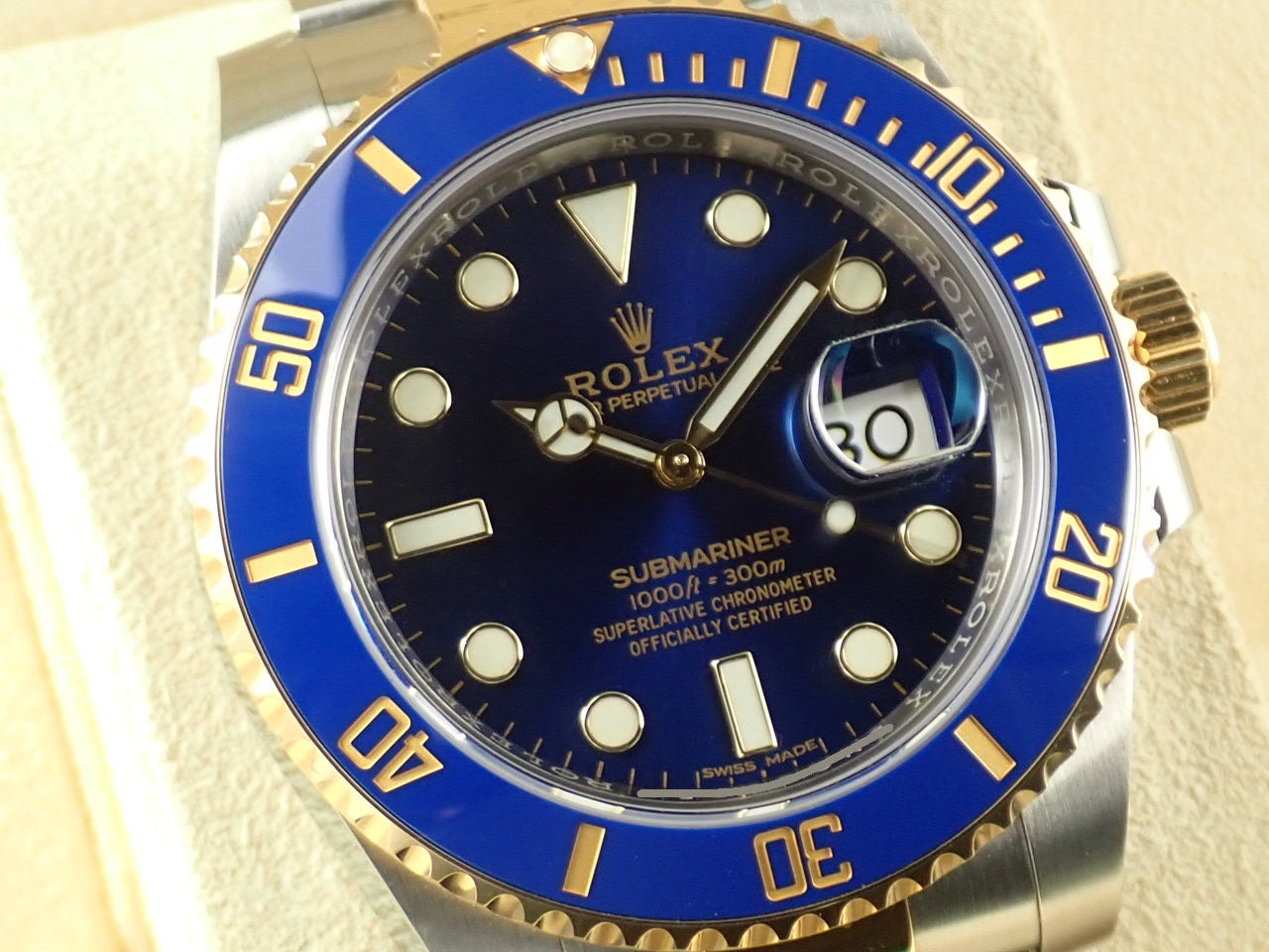 Rolex Submariner Date &lt;Warranty, Box, etc.&gt;