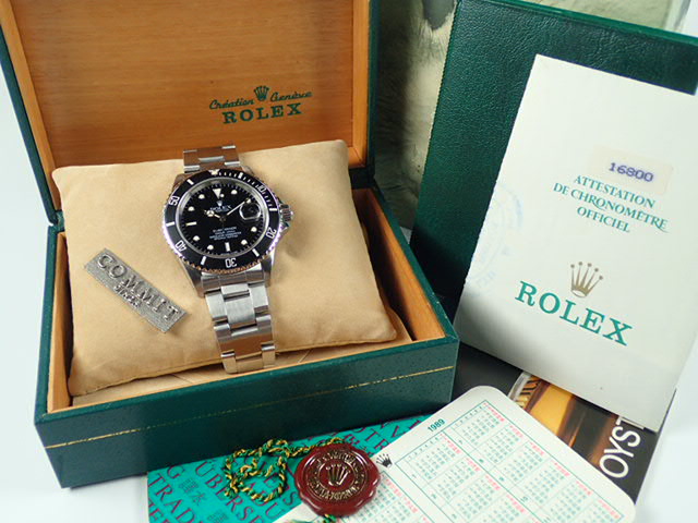 Rolex Submariner Date