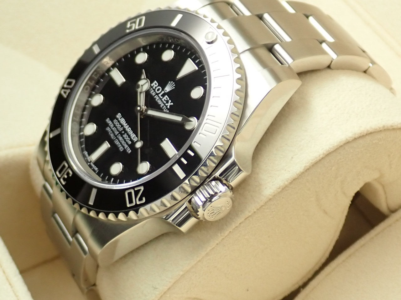 Rolex Submariner &lt;Warranty, Box, etc.&gt;