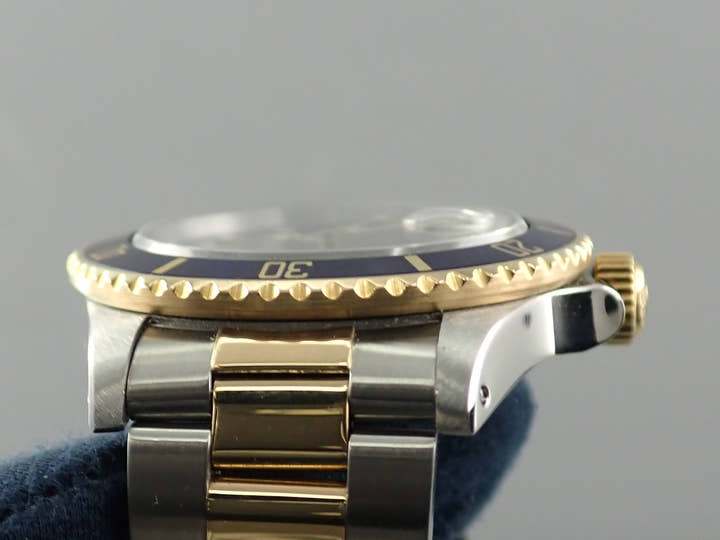ロレックス サブマリーナー デイト Ref.16803 ステンレススチール/イエローゴールド ブルー文字盤