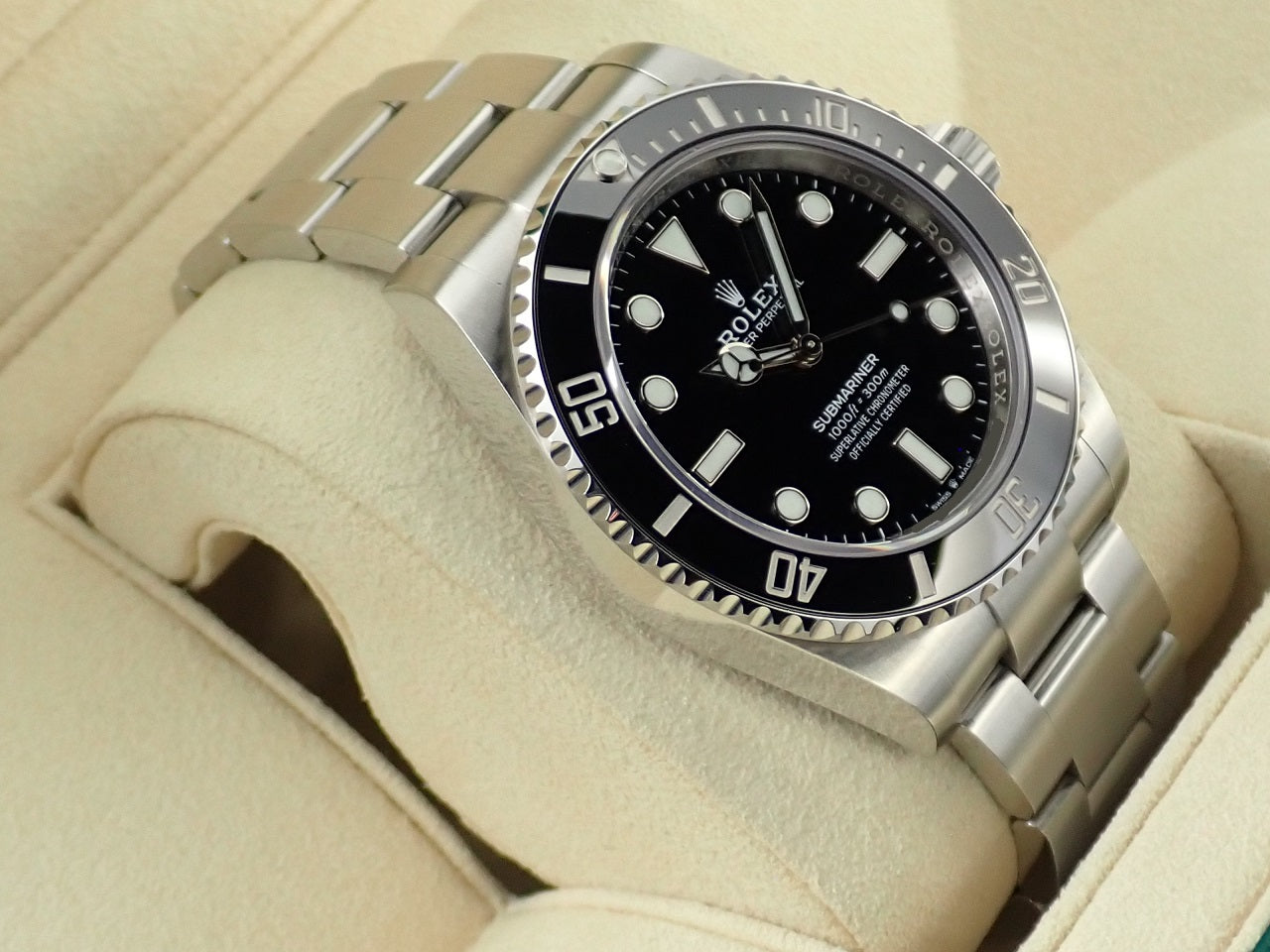 Rolex Submariner &lt;Warranty, Box, etc.&gt;