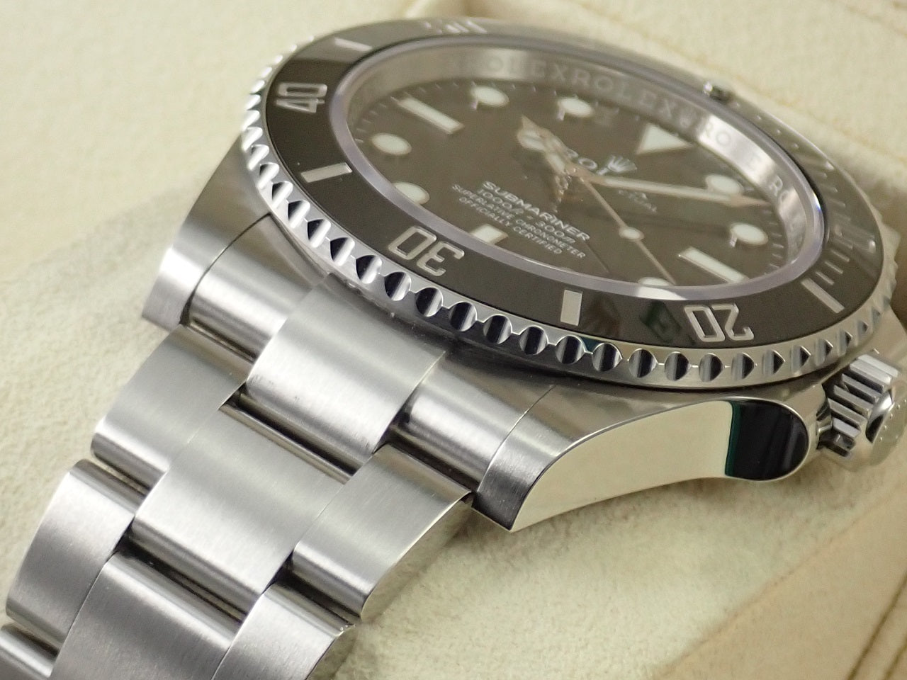 Rolex Submariner &lt;Warranty, Box, etc.&gt;