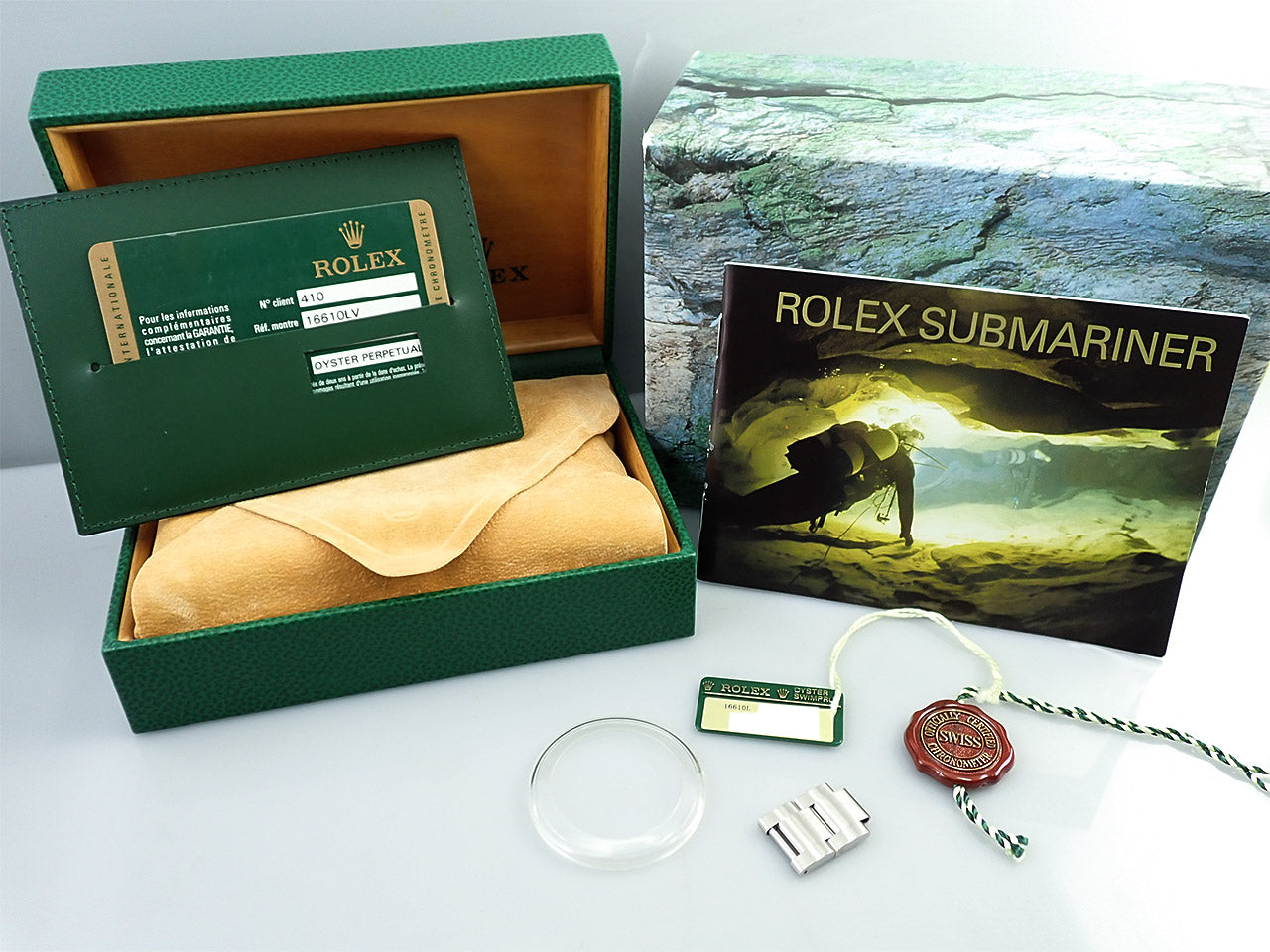 Rolex Submariner Date &lt;Warranty, Box, etc.&gt;