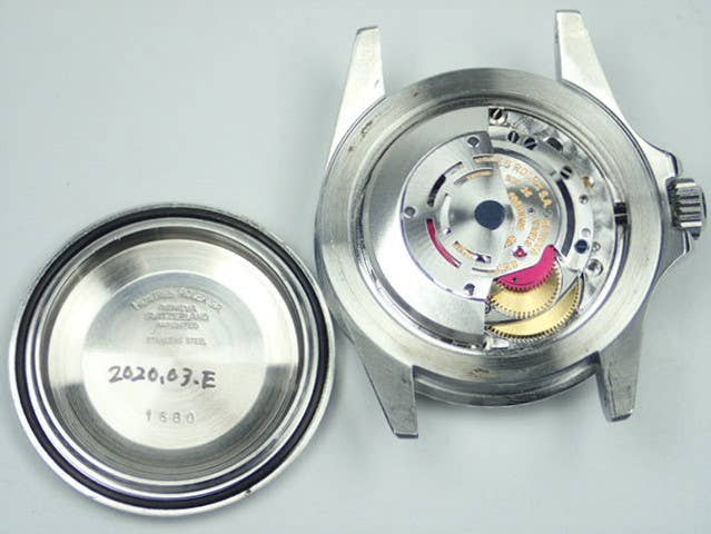 ロレックス サブマリーナー Ref.1680 ブラック文字盤 中古 submariner-233