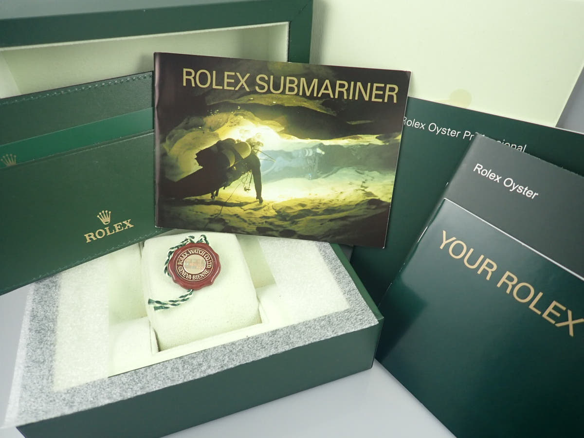 ロレックス サブマリーナー Ref.16610LV ブラック文字盤 未使用 submariner-268